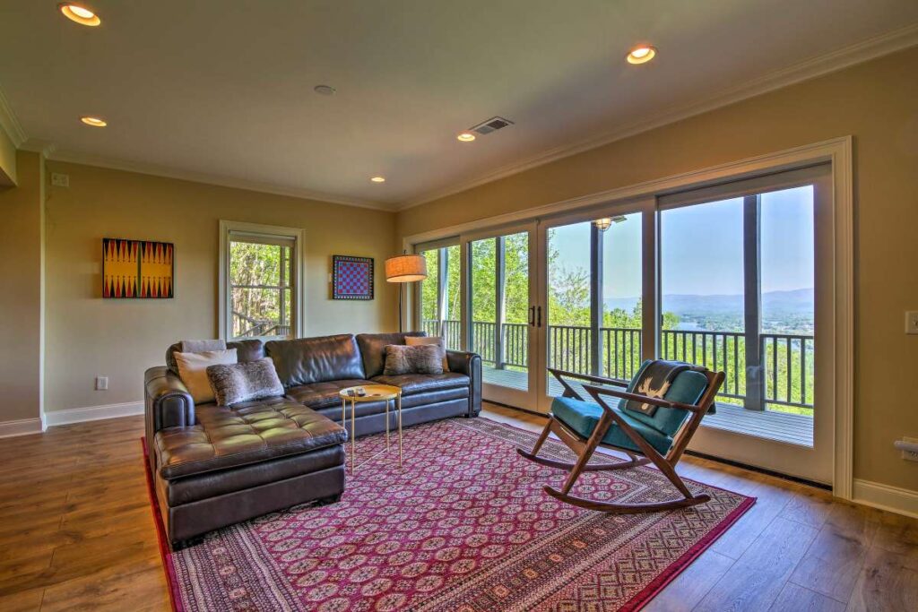 Haven Ridge with mountain and lake views